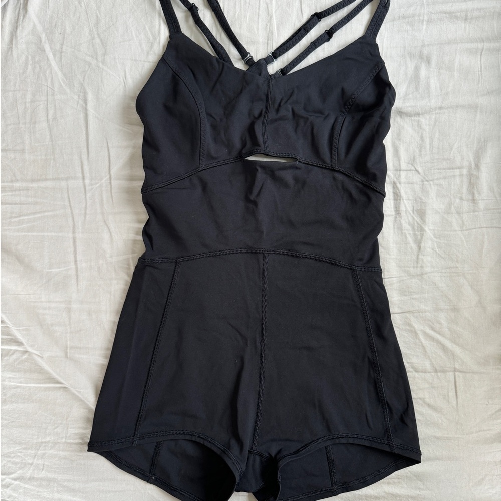 Lululemon Black Biketard Onesie Unitard Pilates/Barre/Dance/Yoga size 6